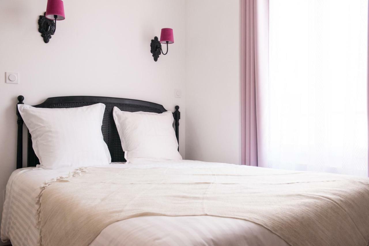 Les Suites Du 17 Aigues-Mortes Exterior foto