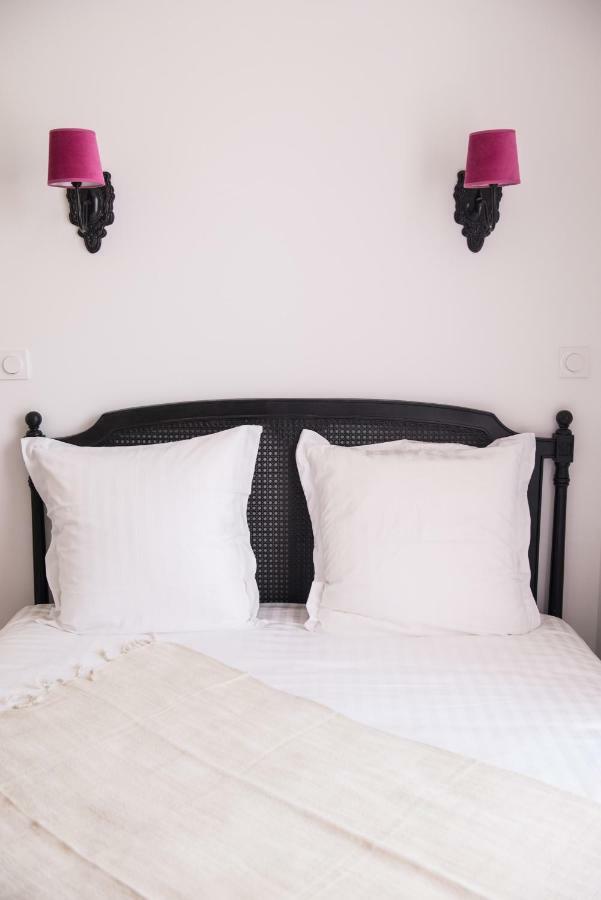 Les Suites Du 17 Aigues-Mortes Zimmer foto